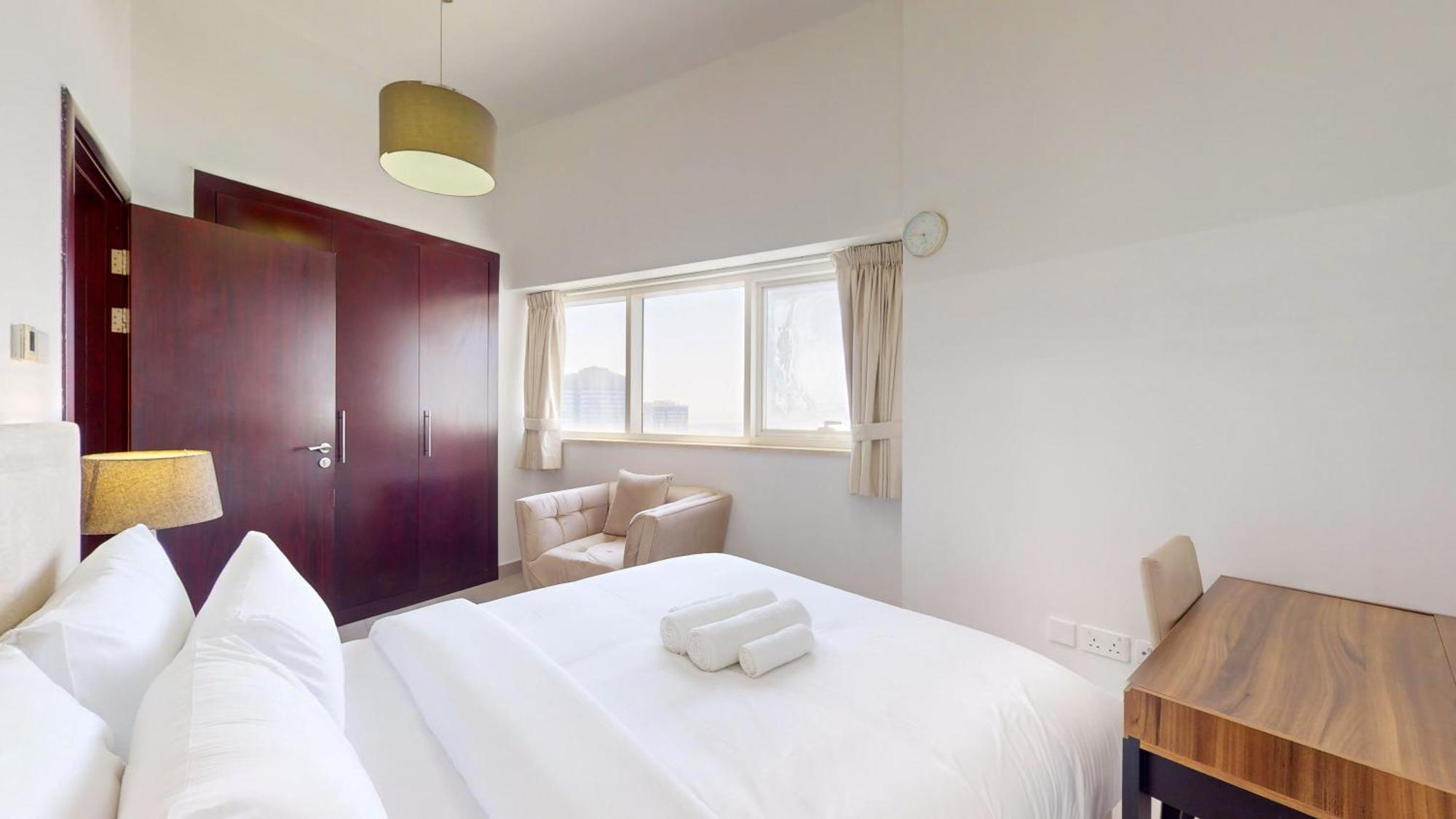 The Bridge - Tranquil Two Bedroom In Sports *