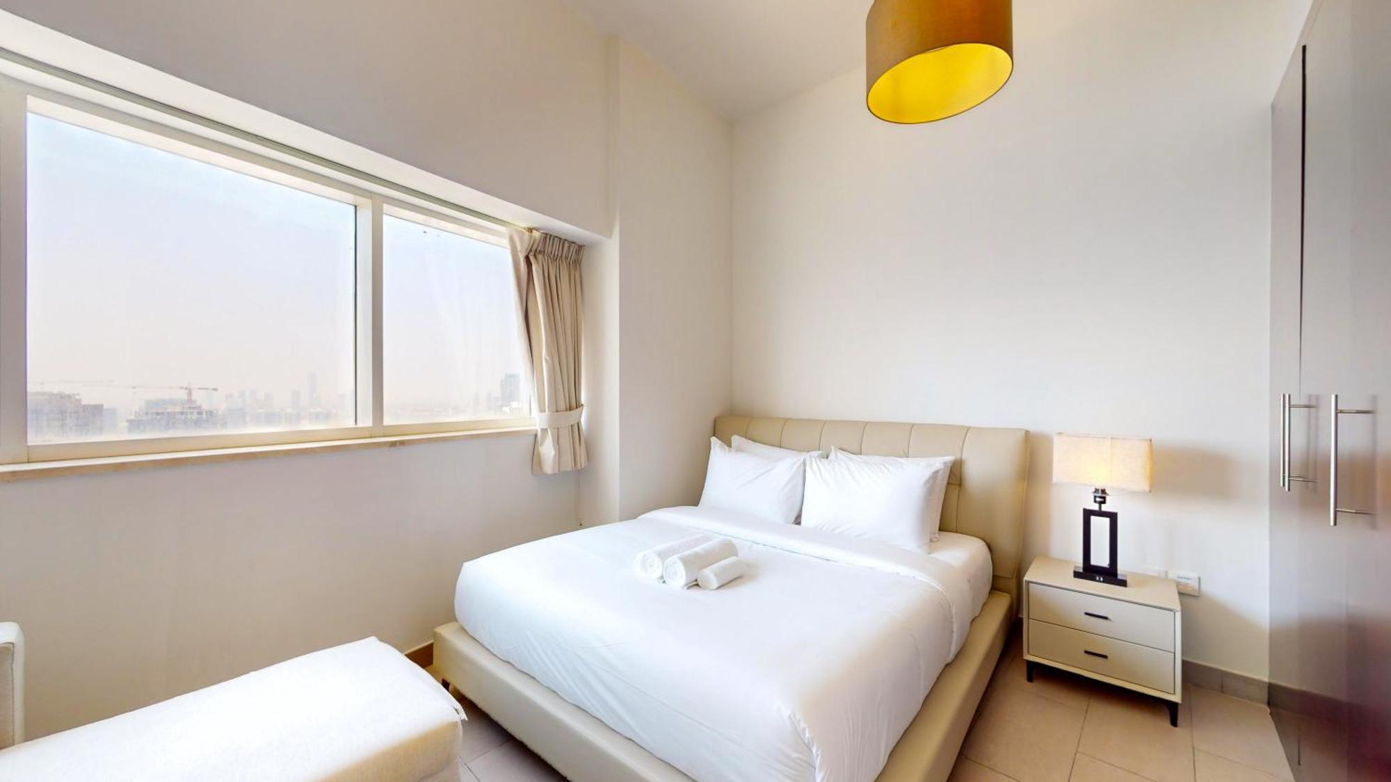 Apartment The Bridge - Tranquil Two Bedroom In Sports *