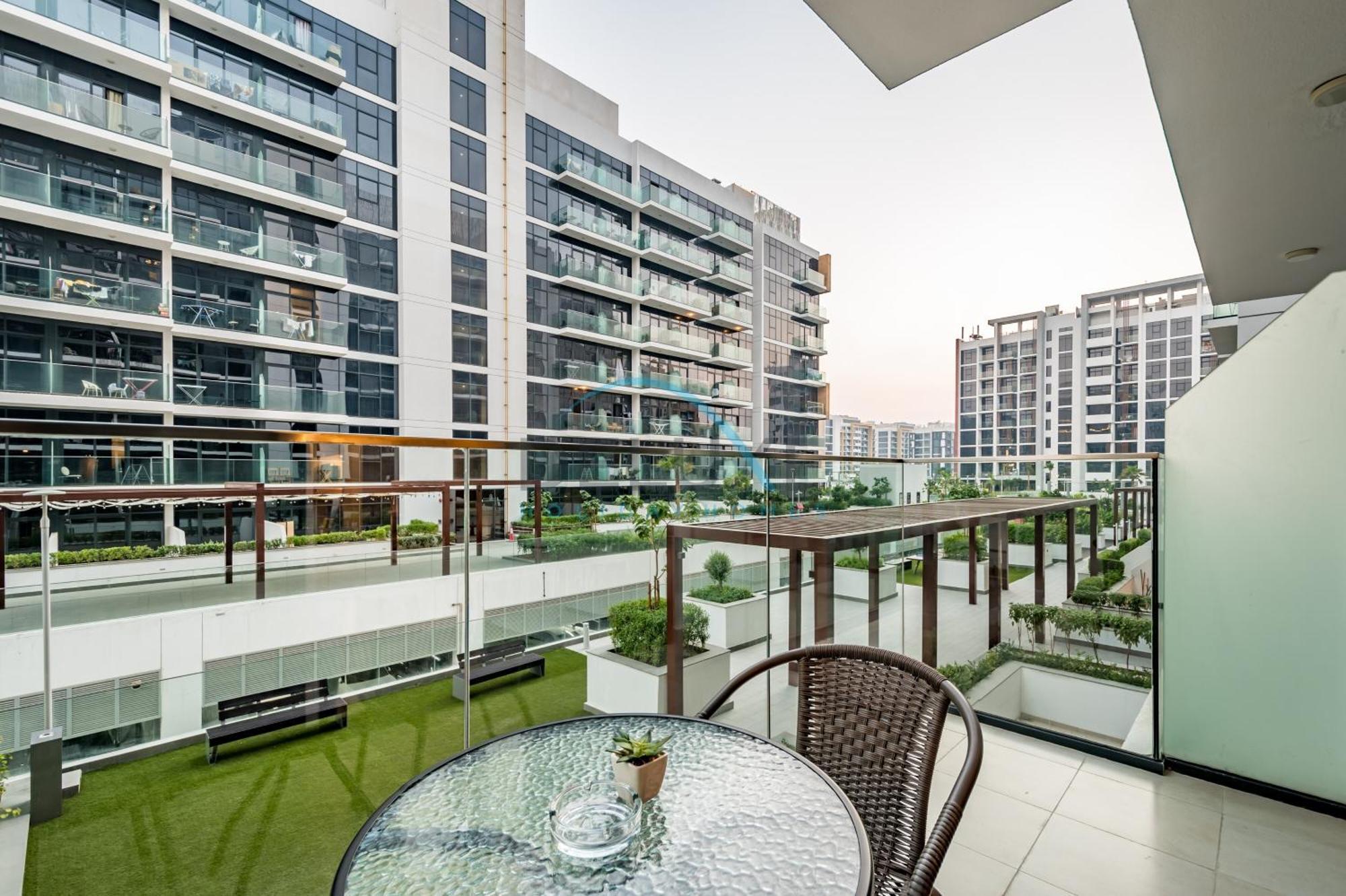 Apartment Cozy In Azizi Riviera 43, Al Merkadh By Deluxe Homes *