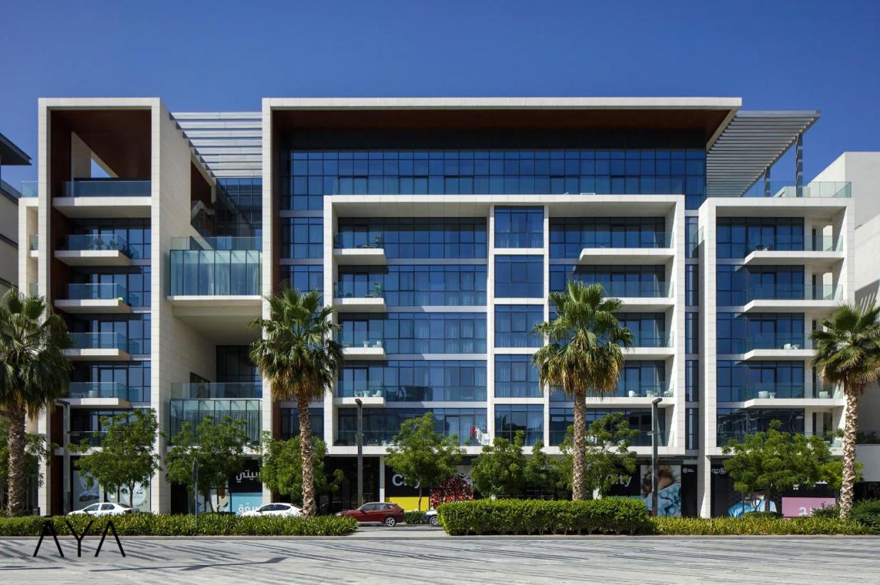 Luxury With Pool, Patio & Gym In Walk * Dubai
