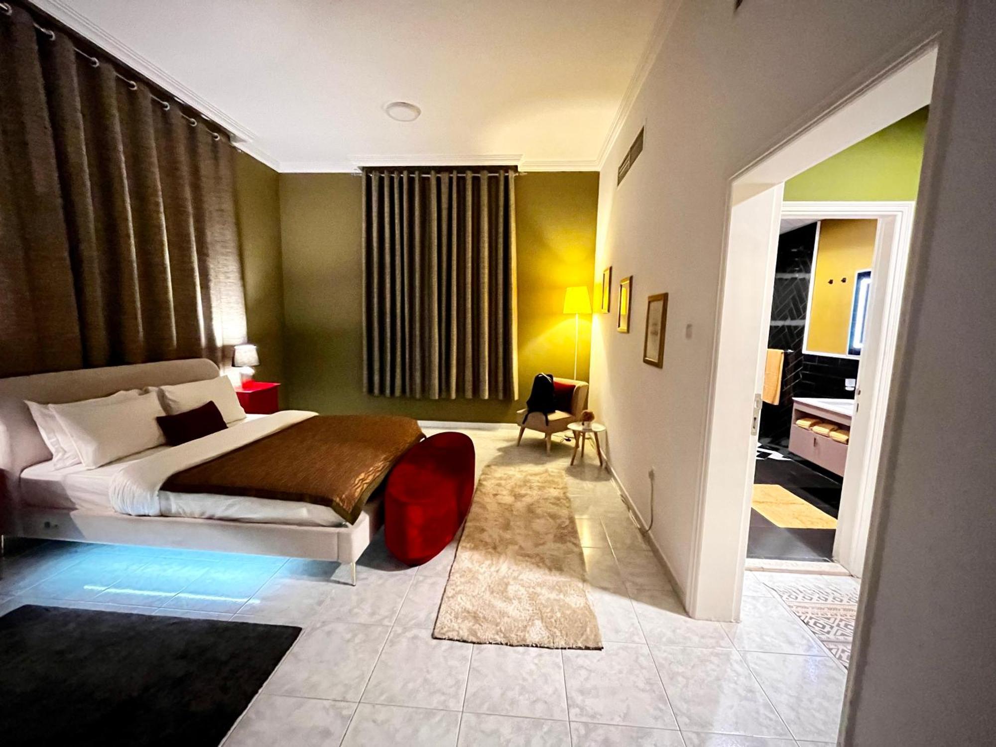 Brightful And Joyful 4 Bedroom Holiday home Dubai