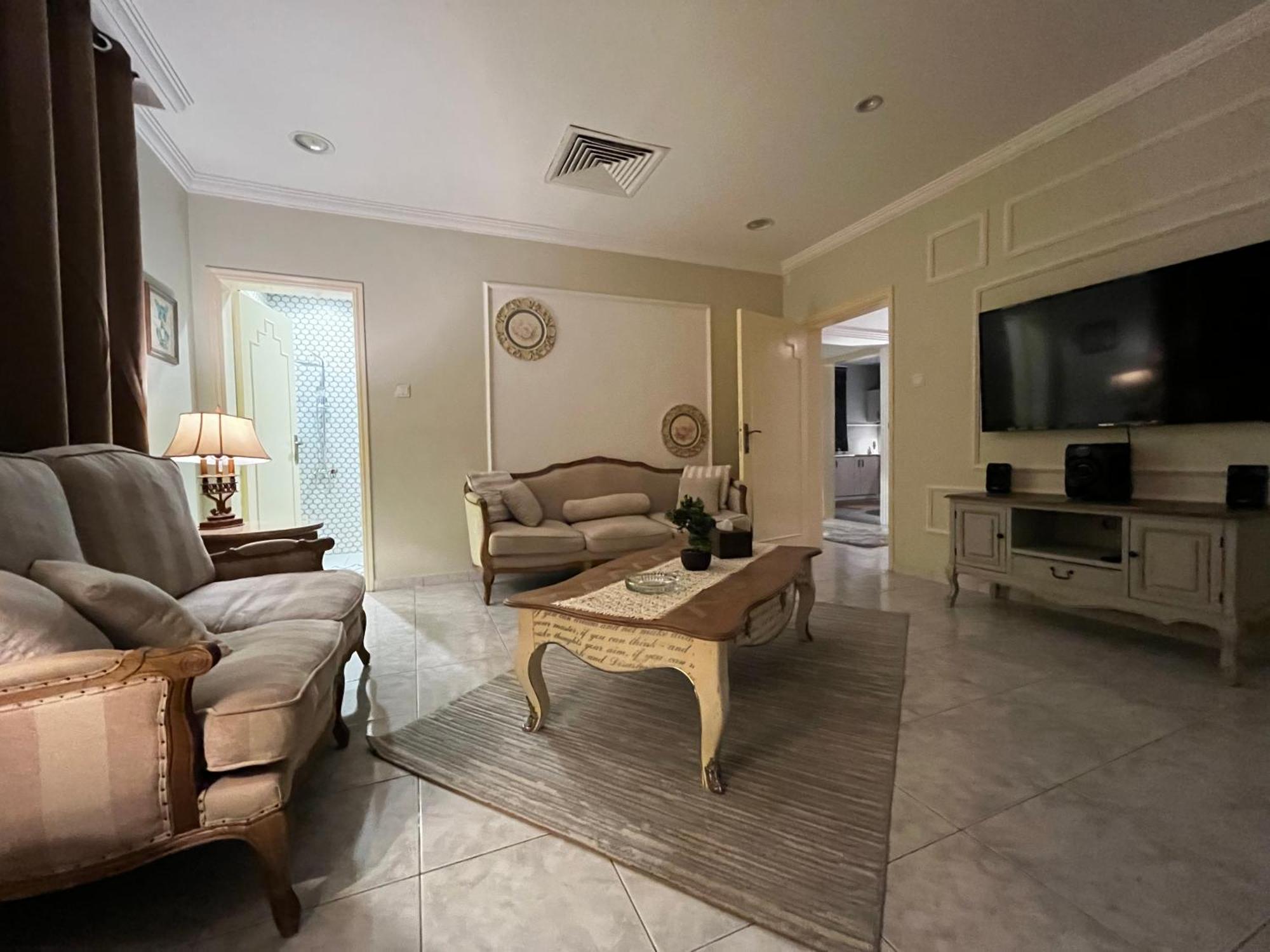 Brightful And Joyful 4 Bedroom Holiday home *