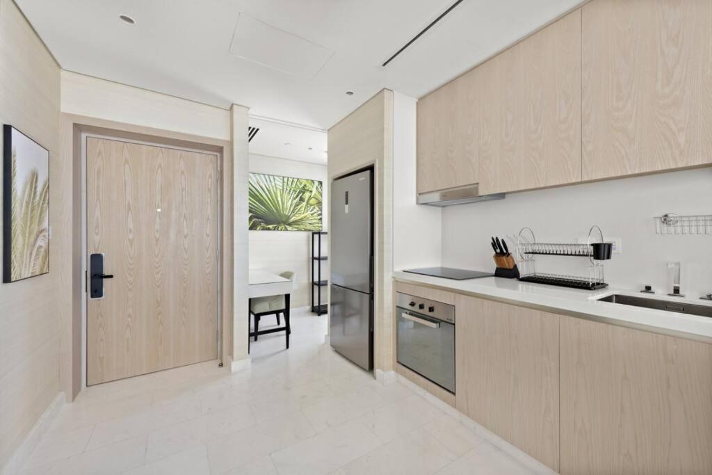 Stunning 1-br In Heart Of The Palm