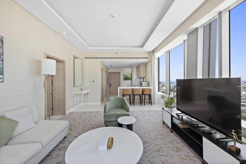 Stunning 1-br In Heart Of The Palm *