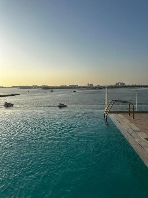 Brandnew, Oceanview, Privatebeach, 1bed Apartment Dubai