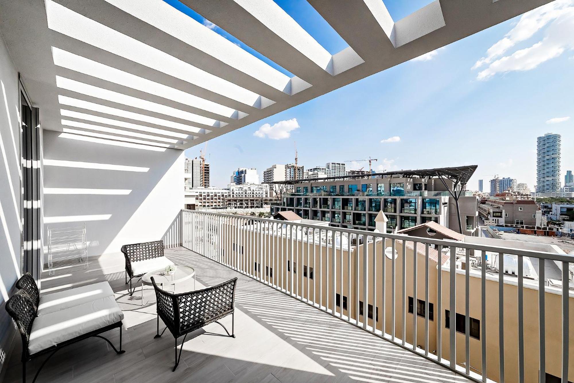 Bright 1br With Balcony In Luma 22 *