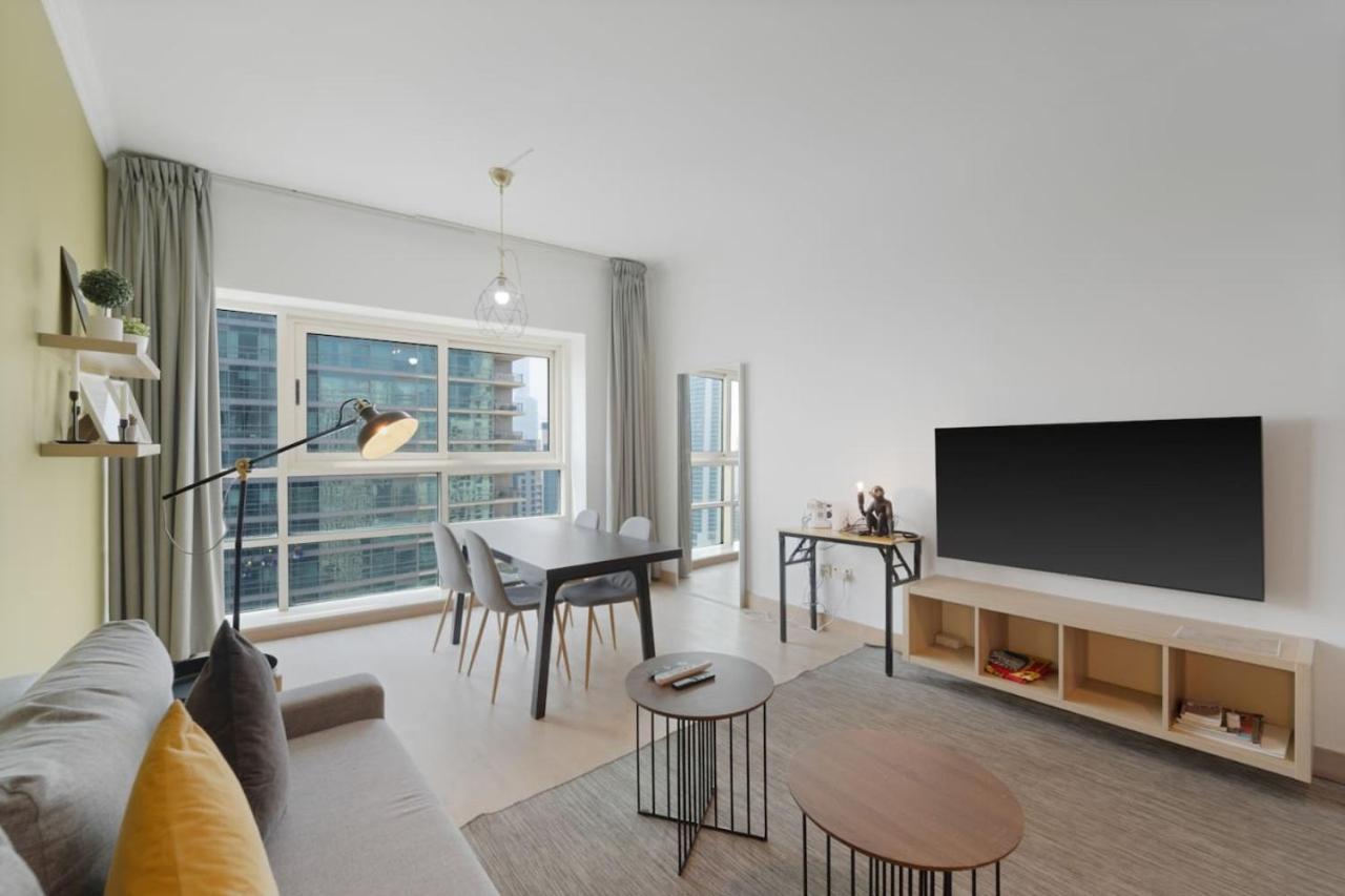 Live The Dream At Marina Quays Apartment *