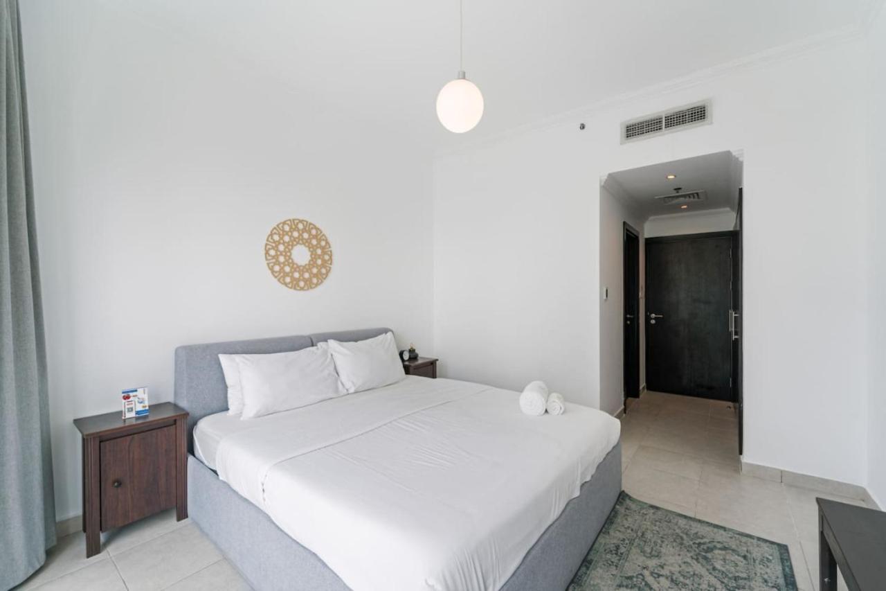Apartment Live The Dream At Marina Quays *