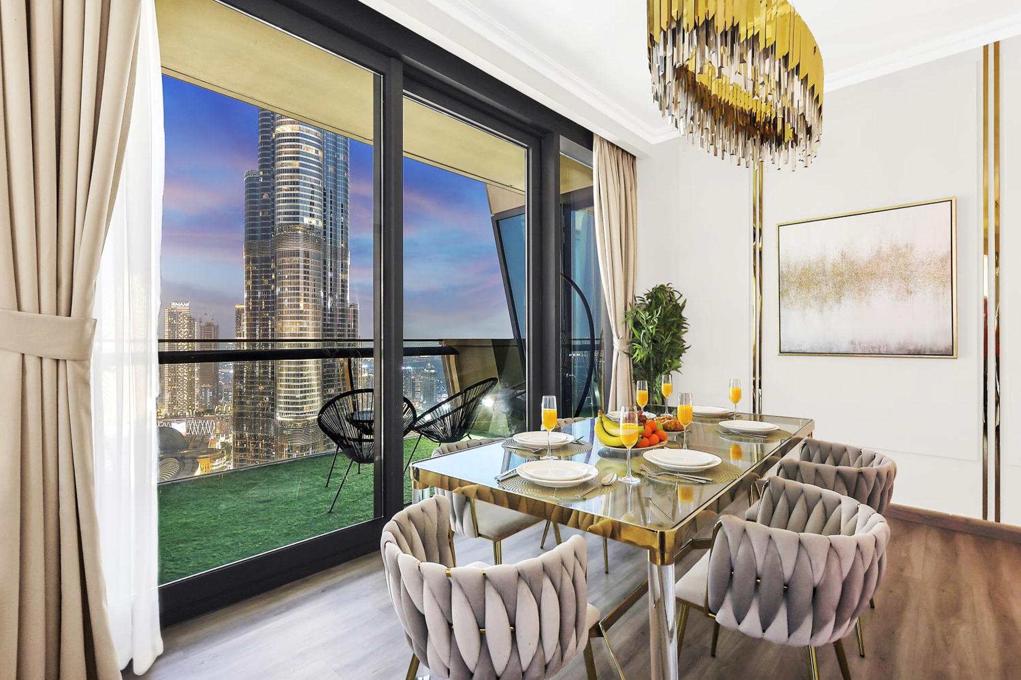 First Class 3br With Full Burj Khalifa And Fountain View Dubai