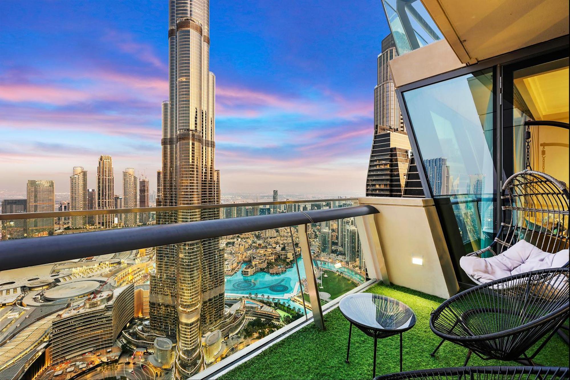 First Class 3br With Full Burj Khalifa And Fountain View Apartment *