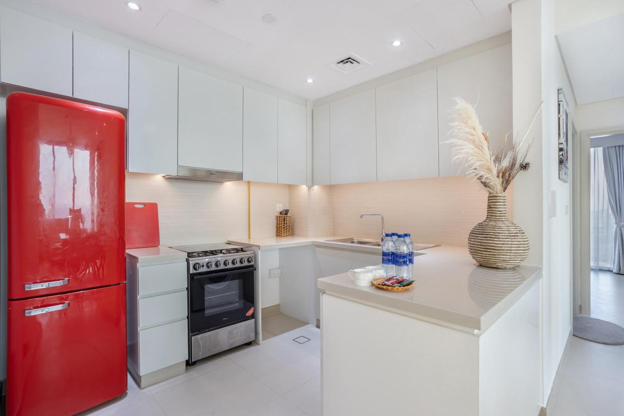 Premiere Luxe 2 Bedroom At Marina Beach With Ferris Wheel & The Pier View * Dubai