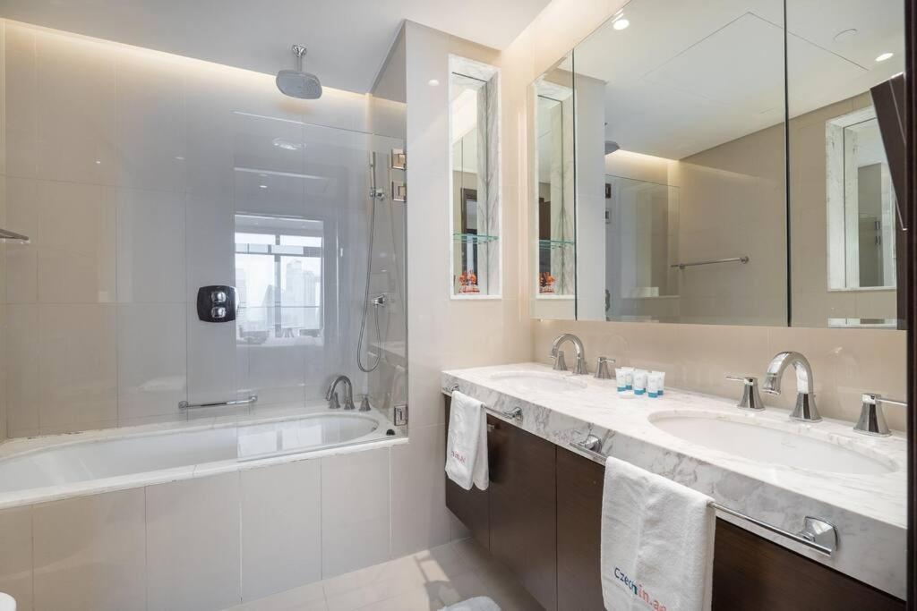 New Listing With Burj Khalifa View Apartment