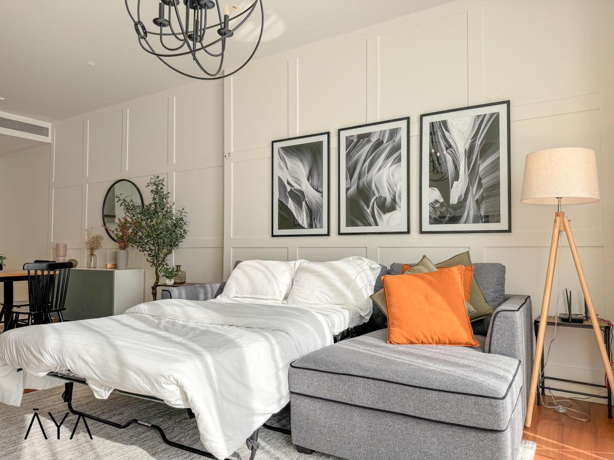 Luxury With Pool, Patio & Gym In Walk