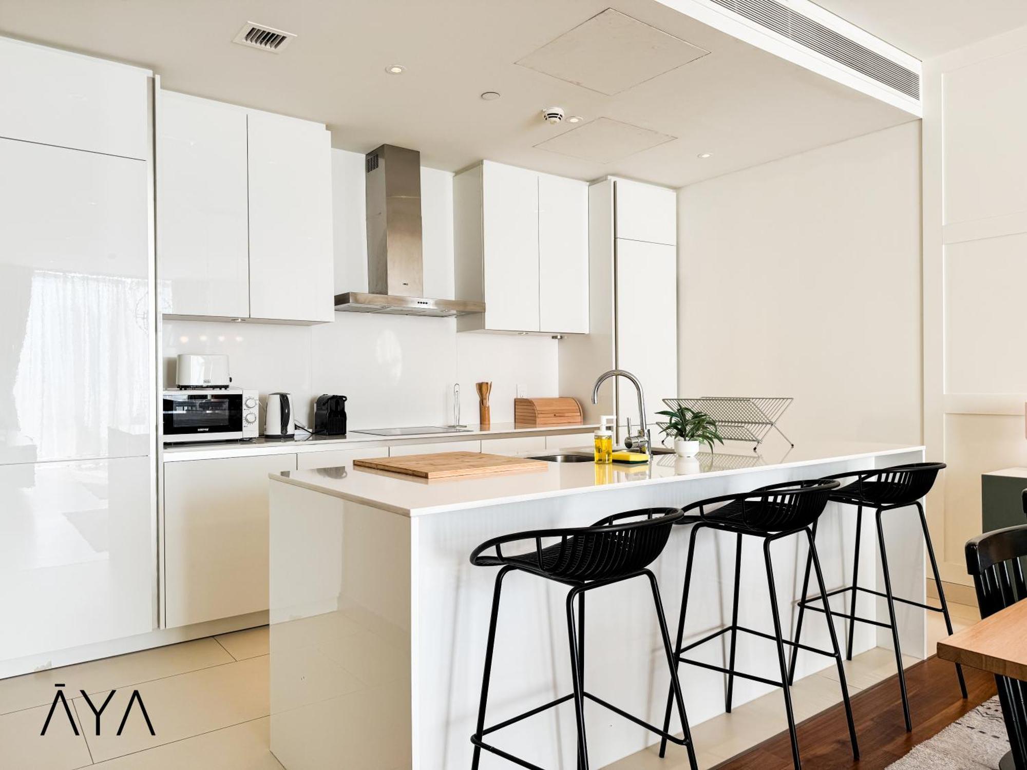 Luxury With Pool, Patio & Gym In Walk * Dubai