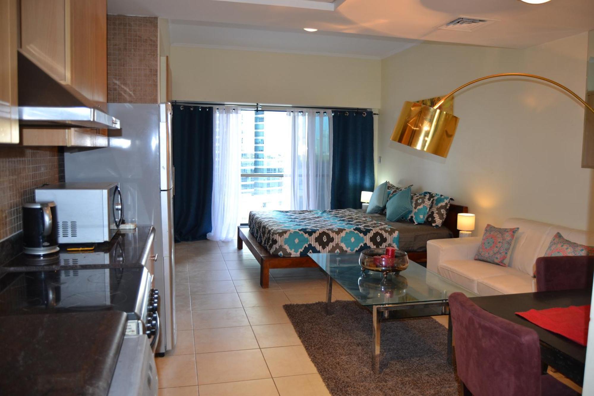 Apartment Click Stay - Jlt - Studio & Balcony Lakes View Entire Apartment -Jn Dubai