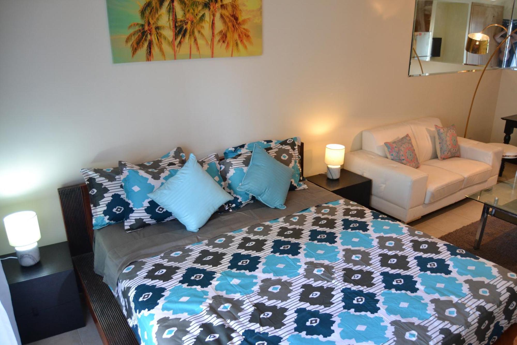 Click Stay - Jlt - Studio & Balcony Lakes View Entire Apartment -Jn Apartment