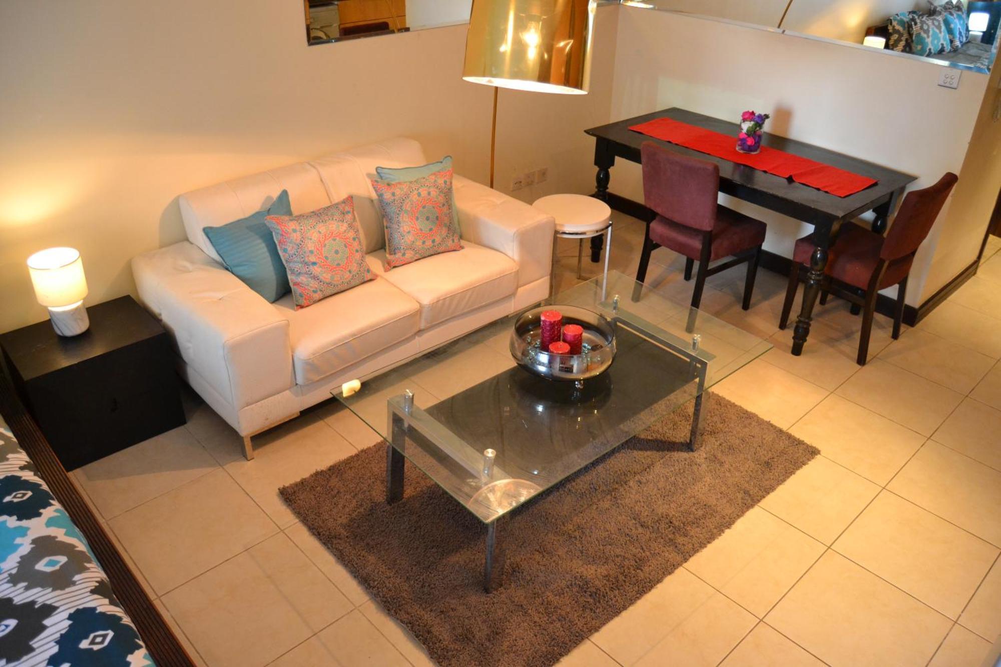 Apartment Click Stay - Jlt - Studio & Balcony Lakes View Entire Apartment -Jn Dubai
