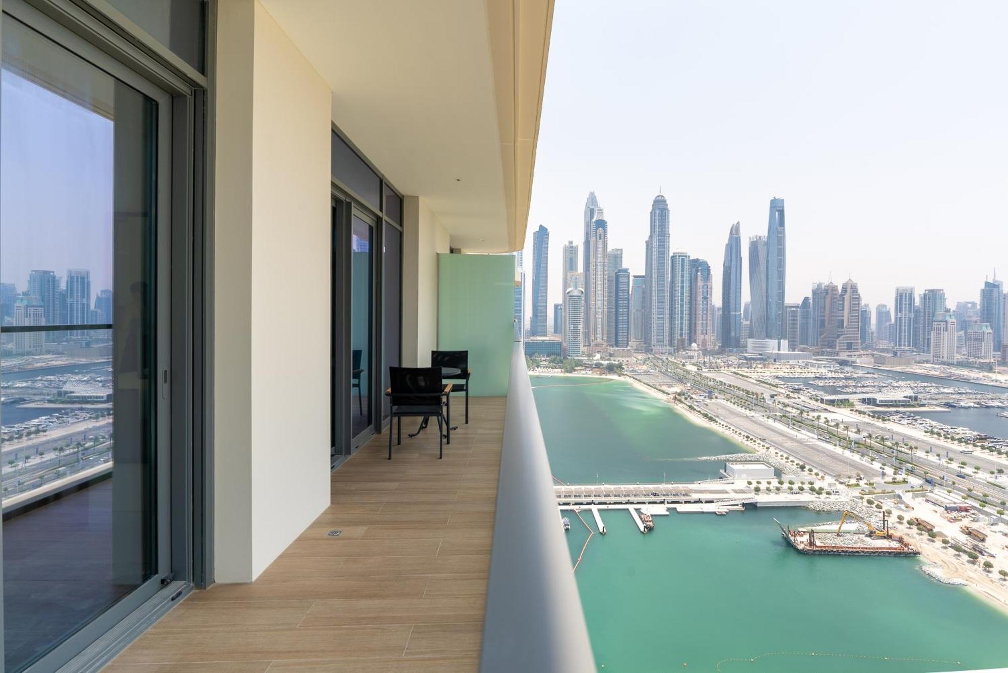 Private Access 1 Bedroom - Beachfront * Dubai