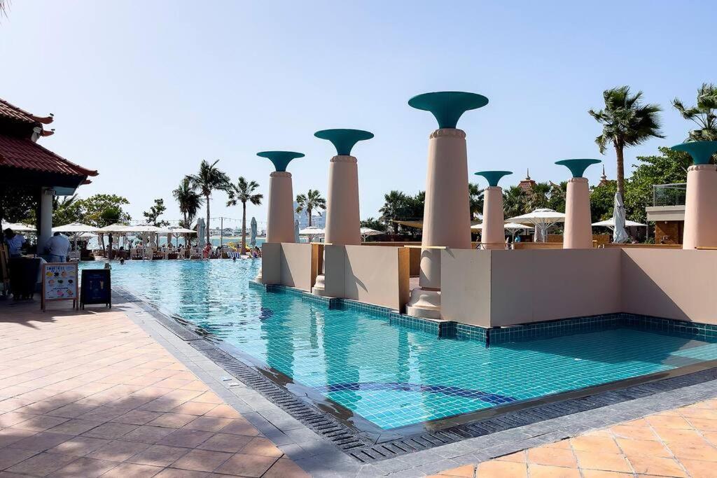 Anantara Palm Jumeirah Sea View Apartment Dubai