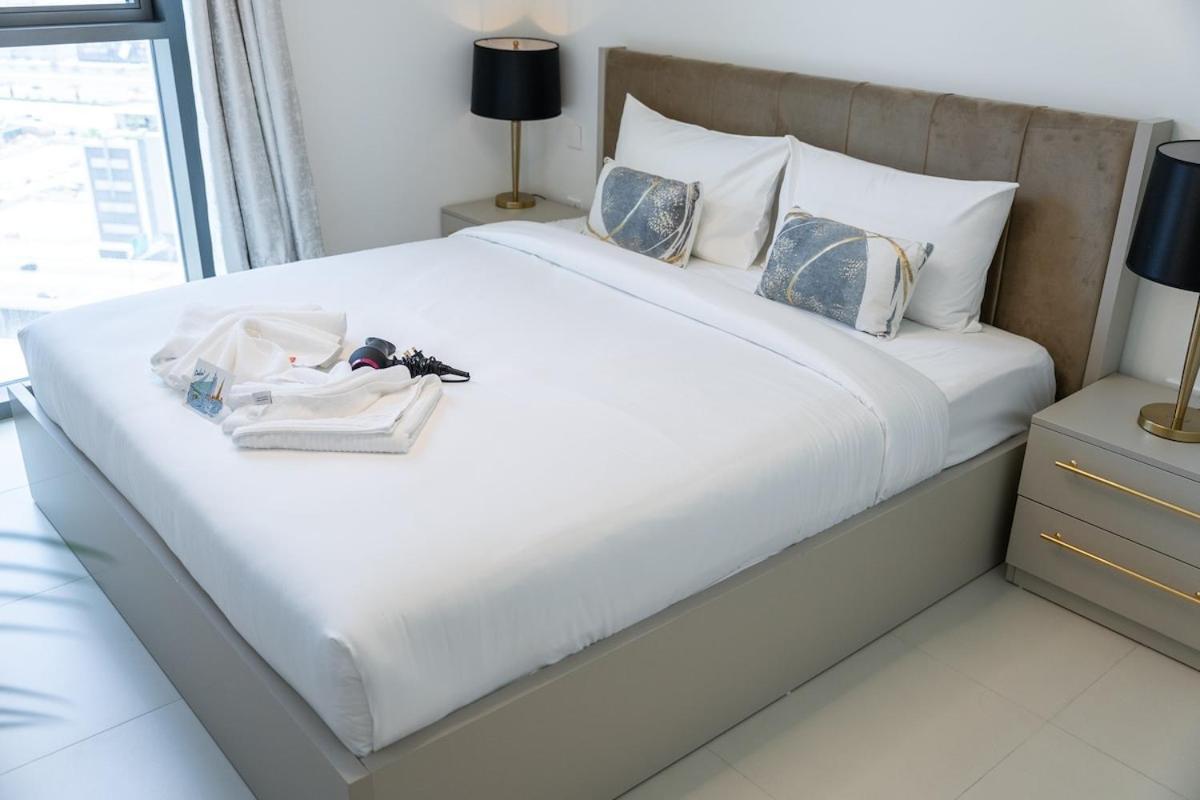 Apartamento Awesome 2-bedroom With Iconic Views In Business Bay