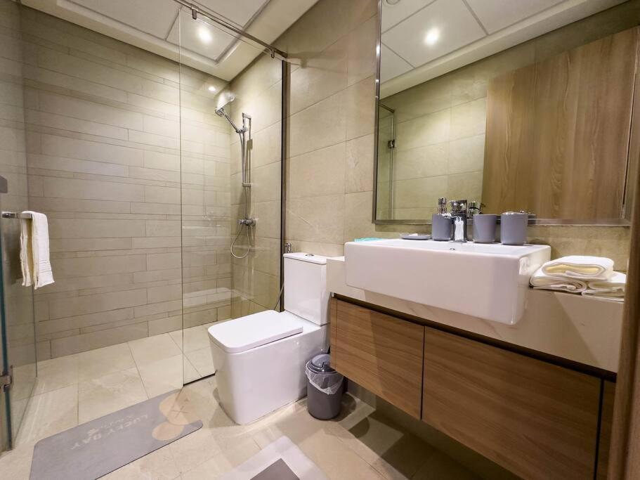 Apartment Naseem Modern Comforts 1-bedroom Retreat In Meydan Dubai