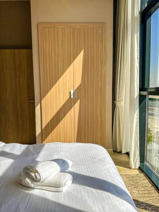 Naseem Modern Comforts 1-bedroom Retreat In Meydan * Dubai