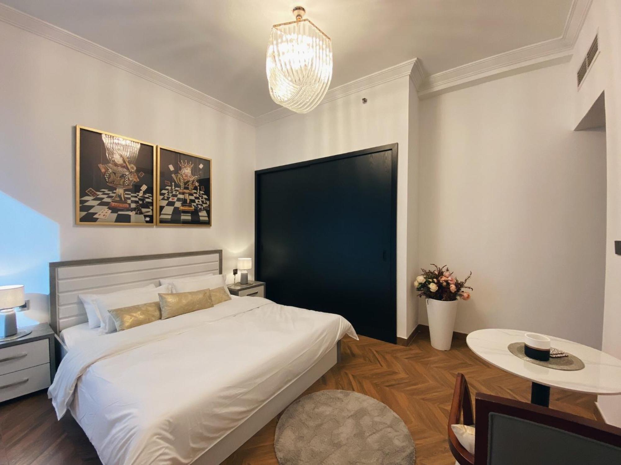 Modern Luxury 2br *