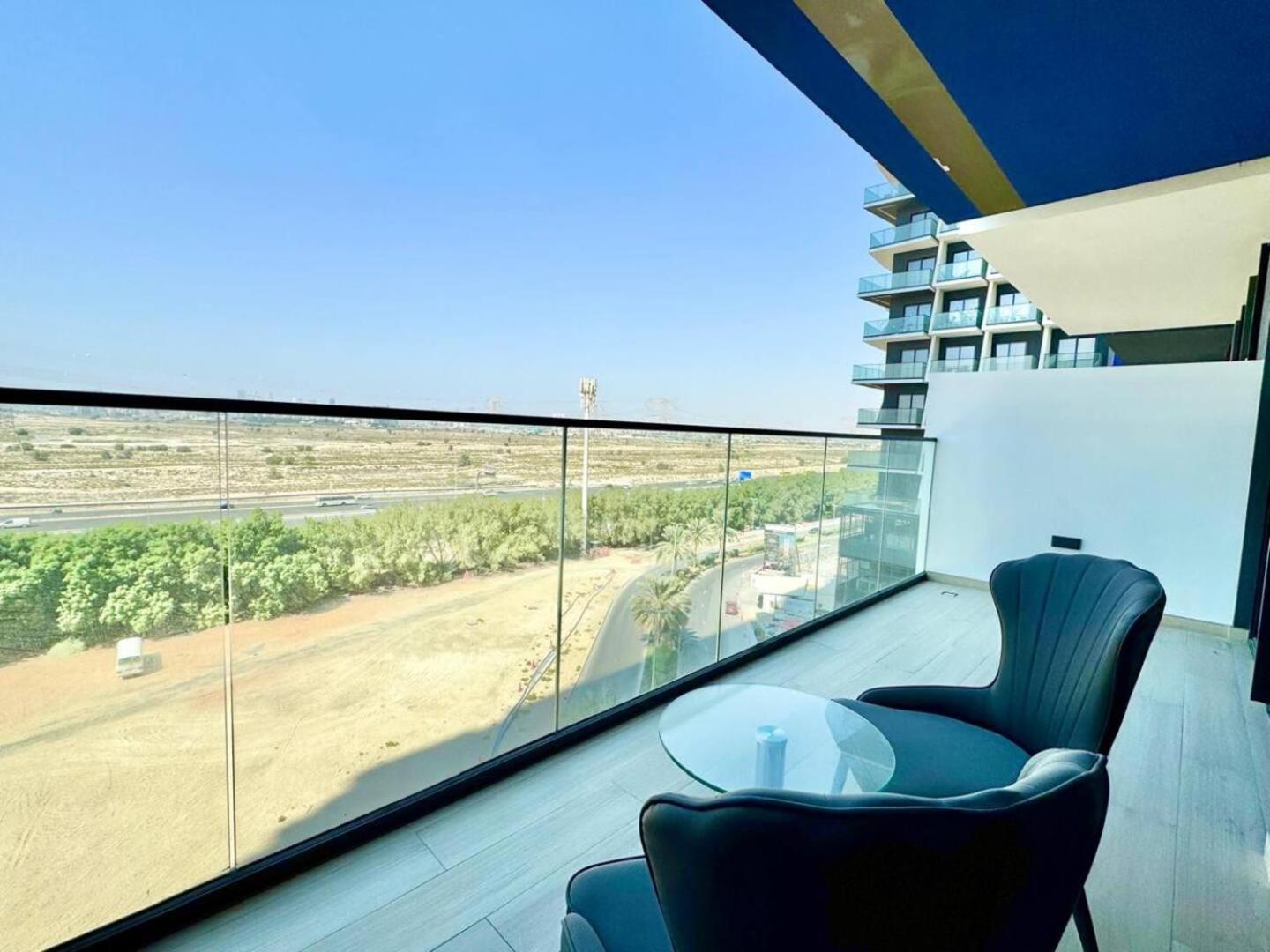 Apartment Spacious Brand New One Bedroom In Jvc *