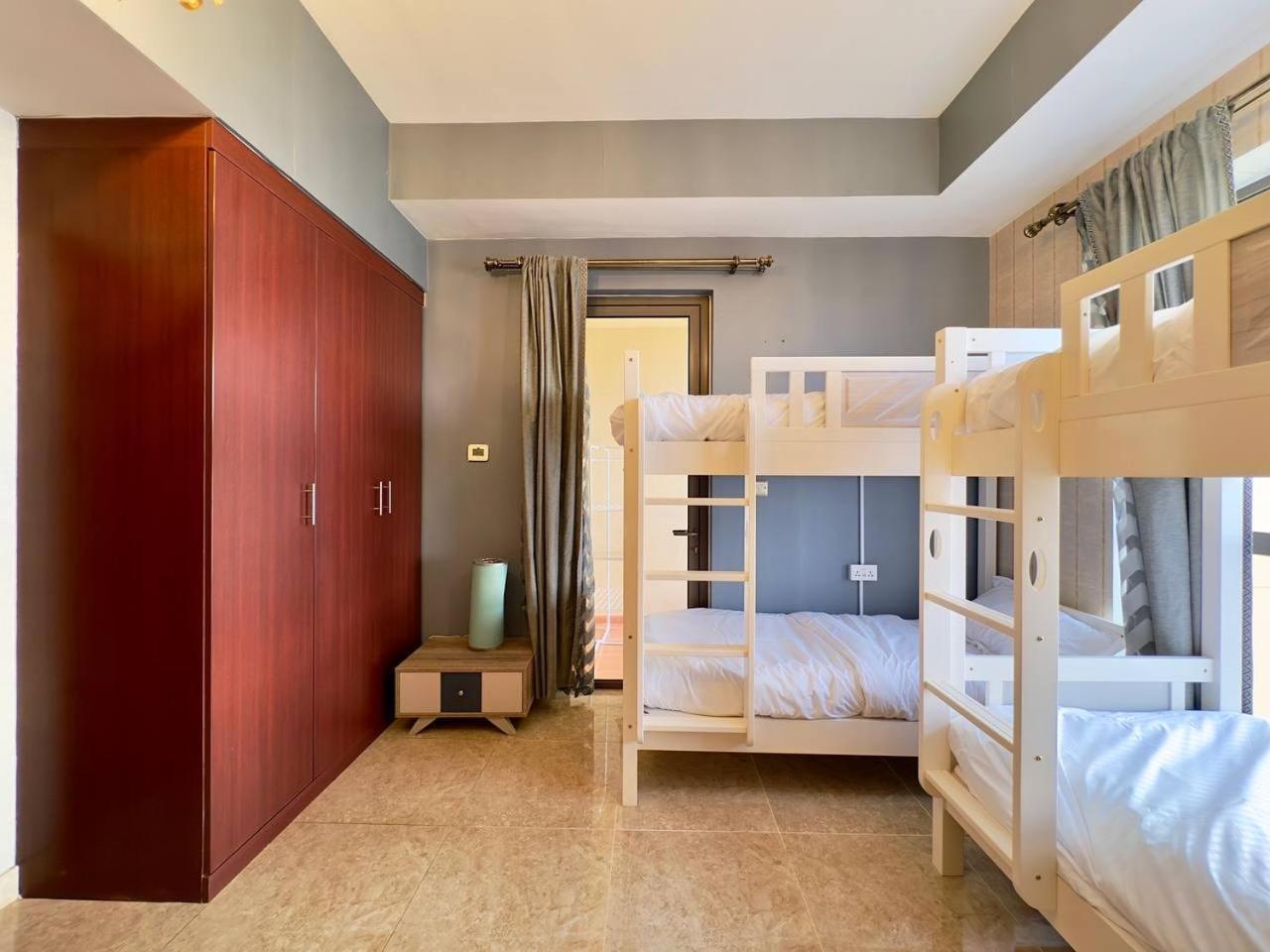 Ar Holiday Jbr 2 Dubai