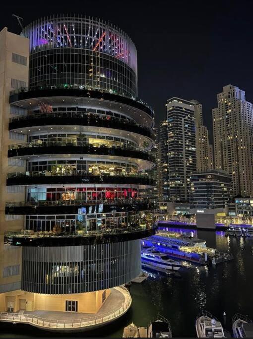 Stylish With Stunning Marina View * Dubai