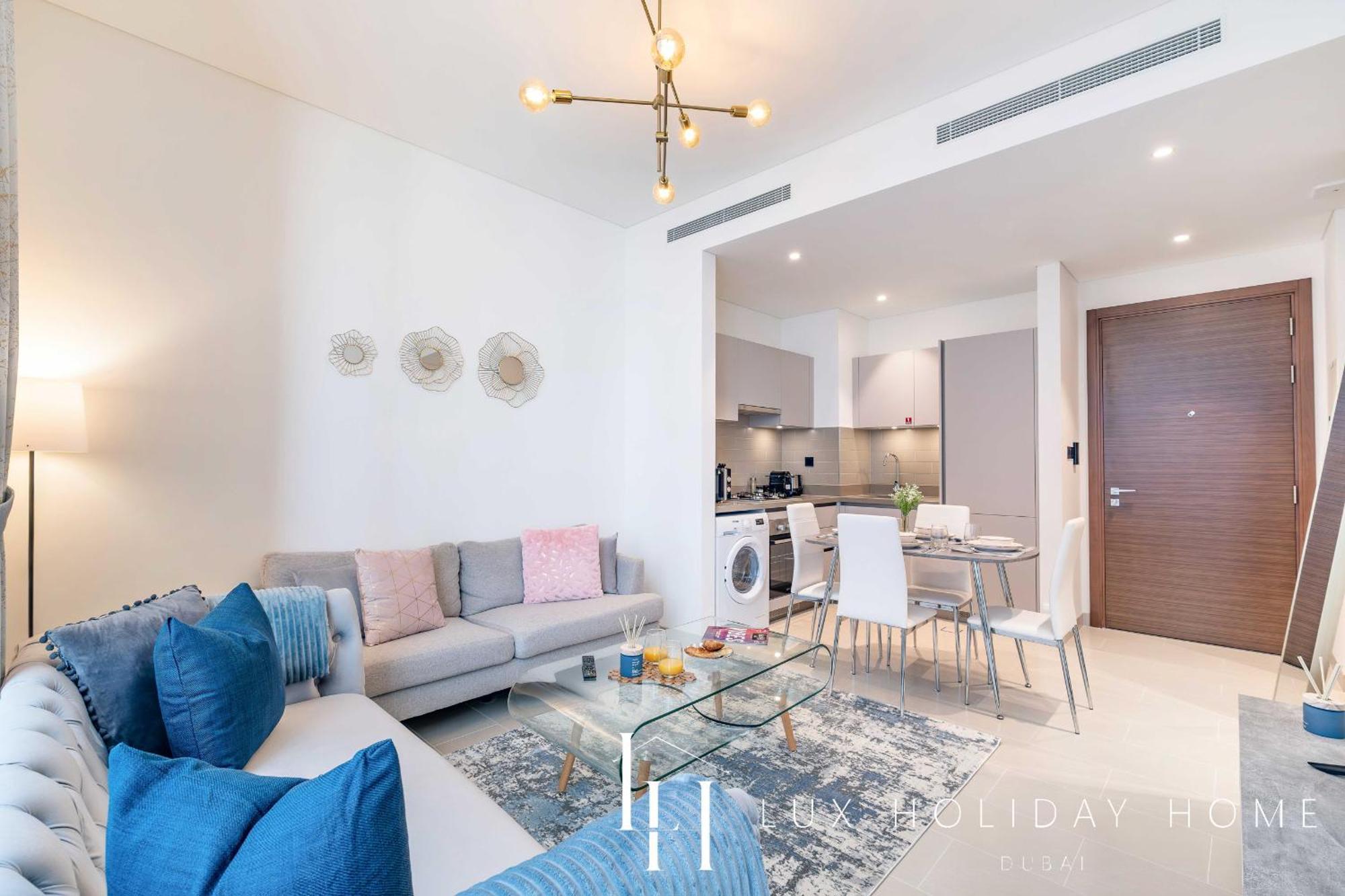 Lux The Executive Sobha 2 Dubai