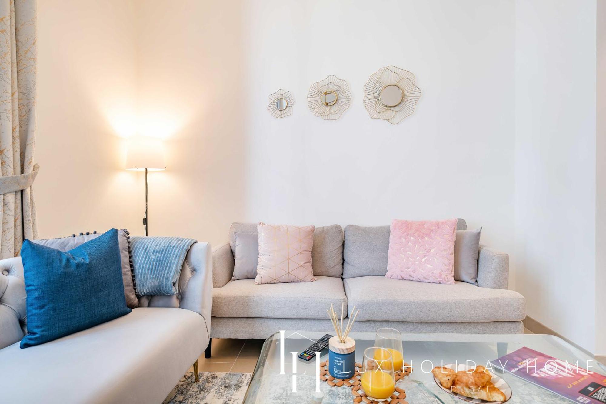 Lux The Executive Sobha 2 * Dubai