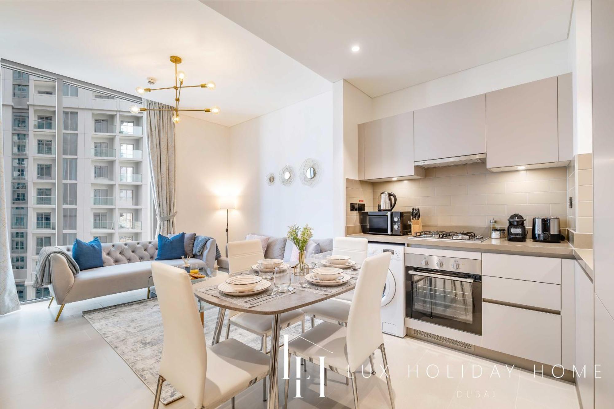 Lux The Executive Sobha 2 Apartment Dubai