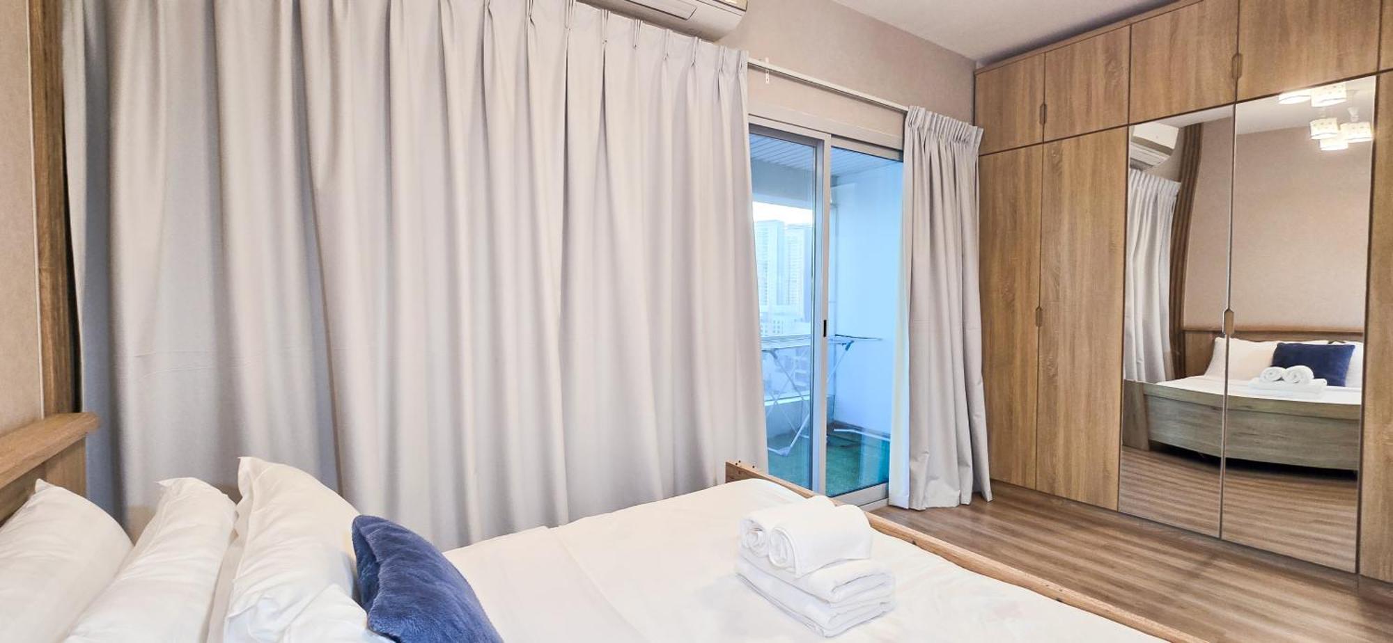 Apartment Newly Renovated One Bed D2-1215