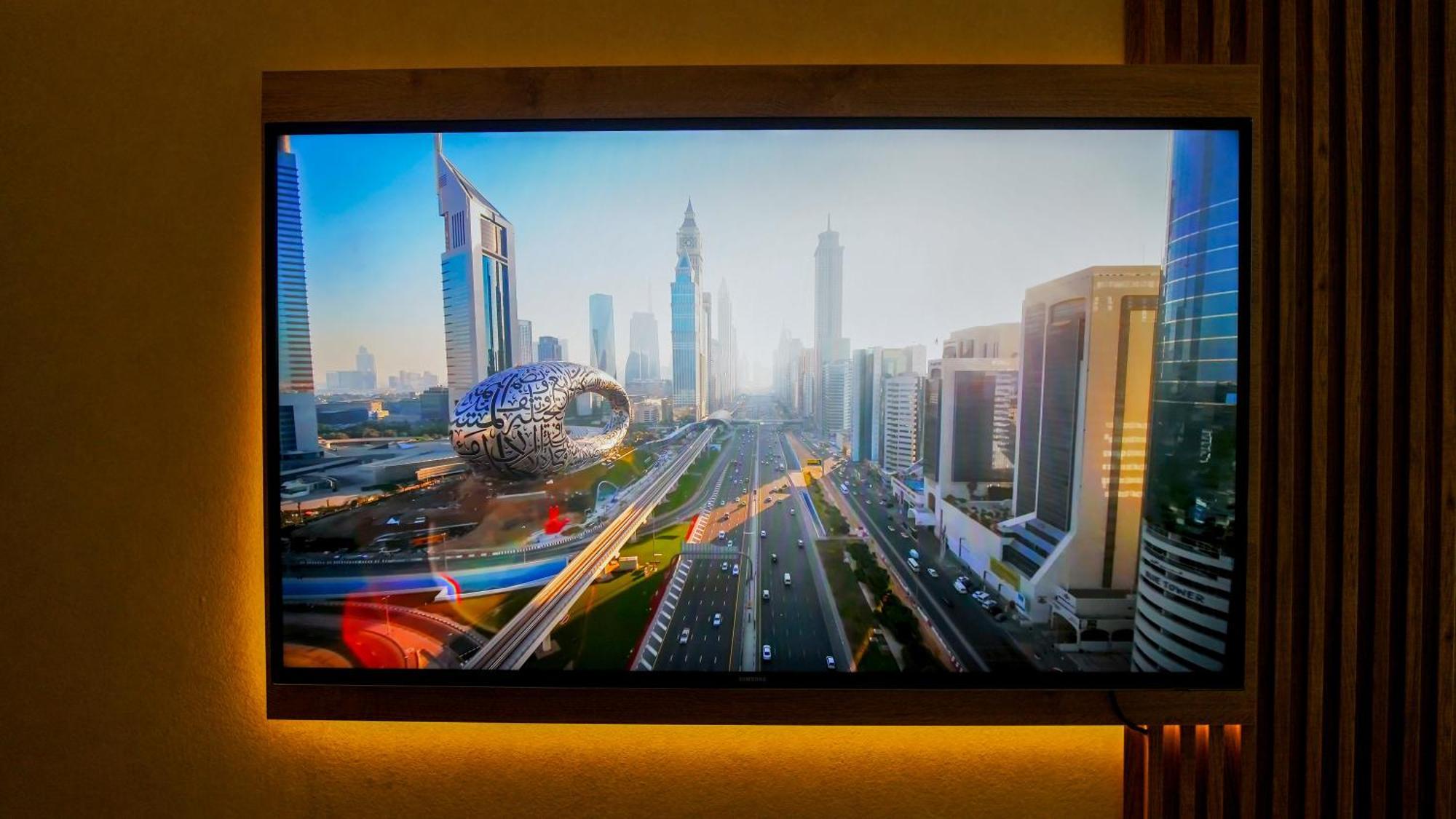 Newly Renovated One Bed D2-1215 Dubai