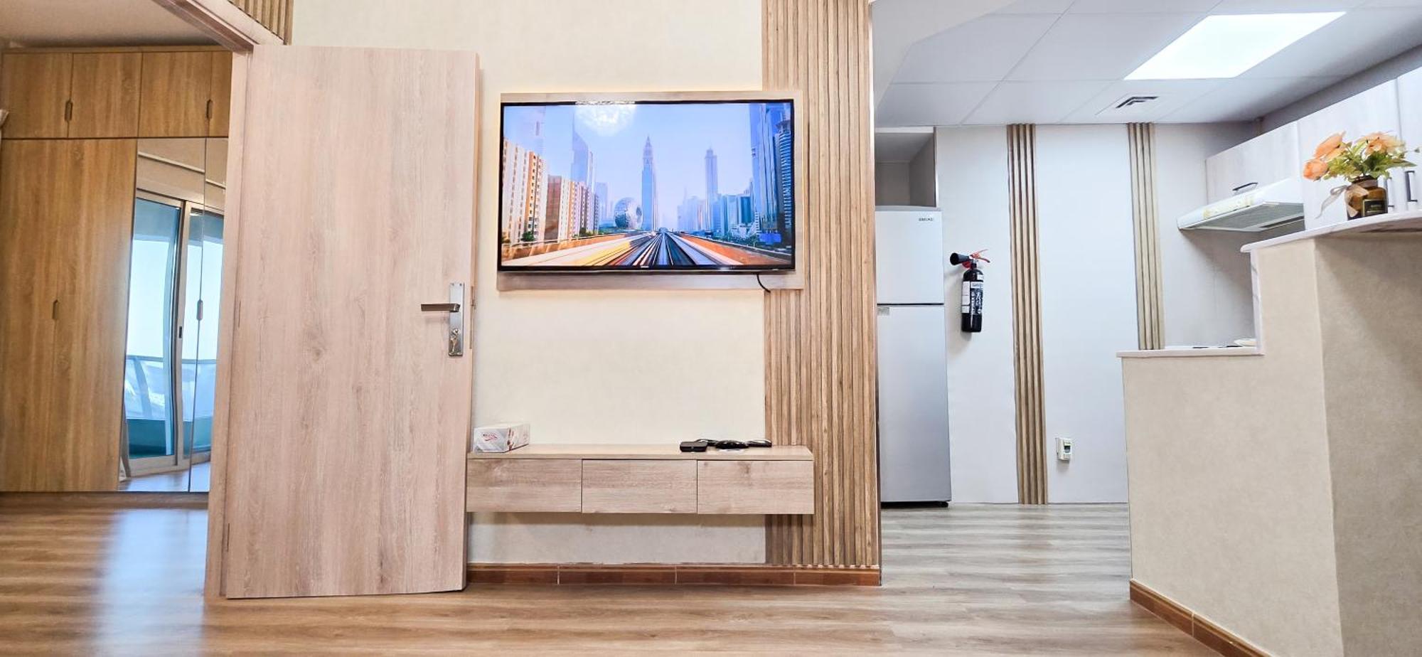 Newly Renovated One Bed D2-1215 Dubai
