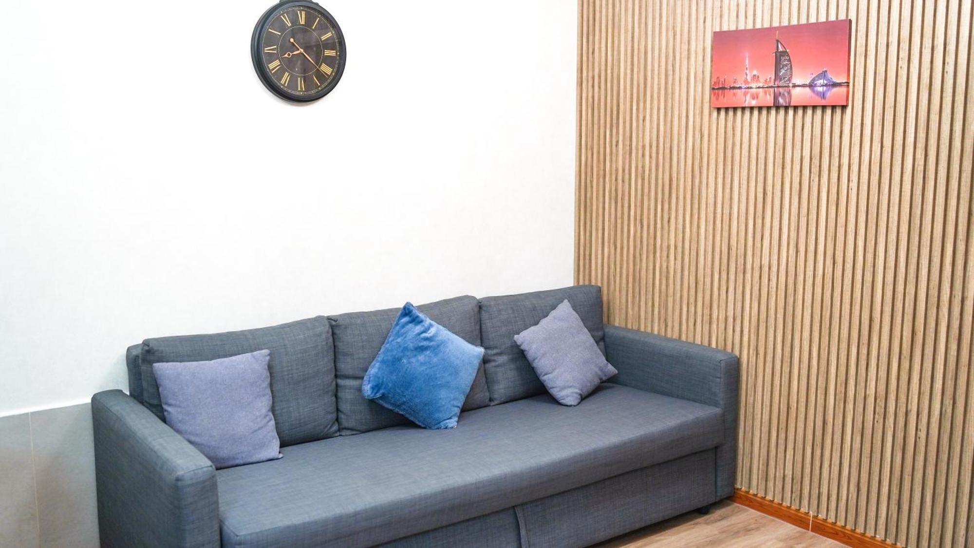 Newly Renovated One Bed D2-1215 * Dubai