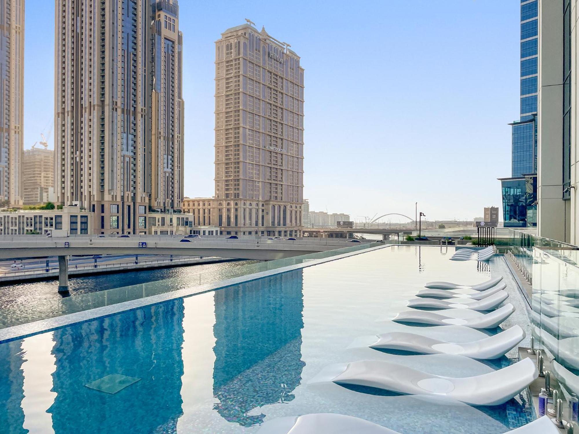 Apartment Stylish One Bedroom Oasis At Missoni Tower , Business Bay, Dubai