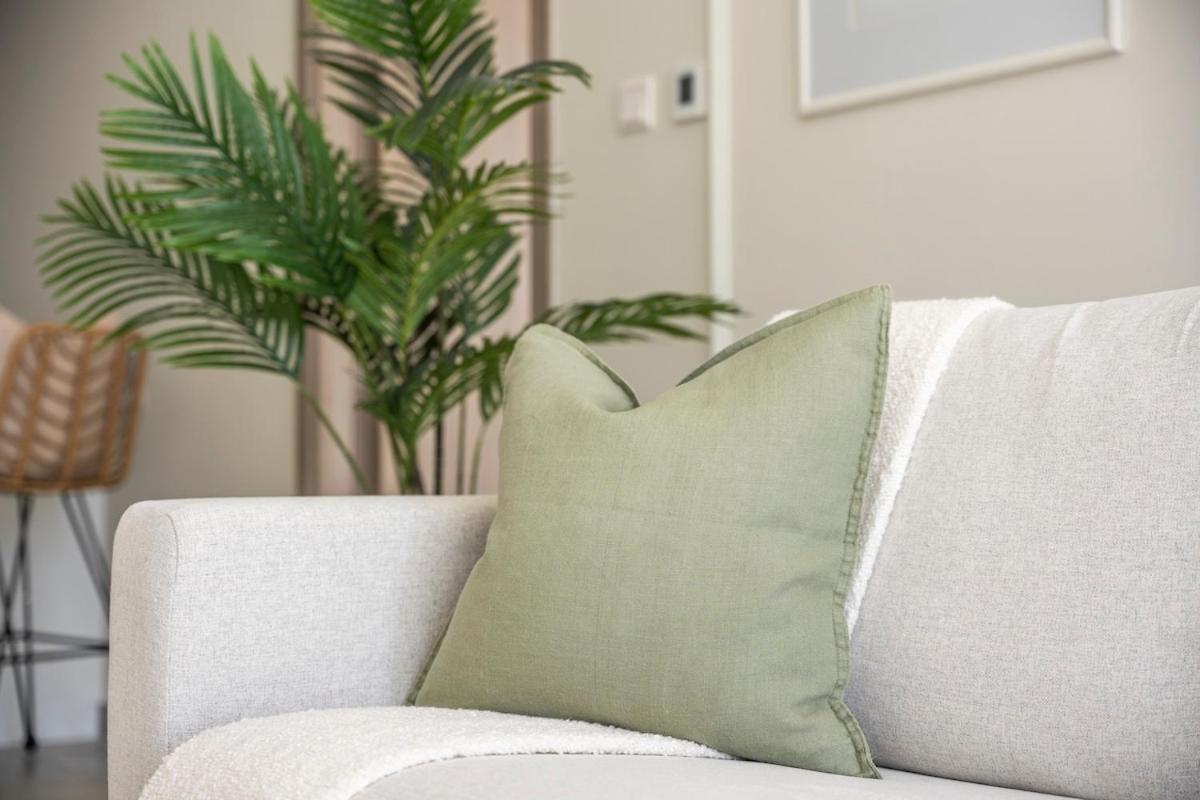 Stunning 1-bedroom With Sea View In Marina Daire