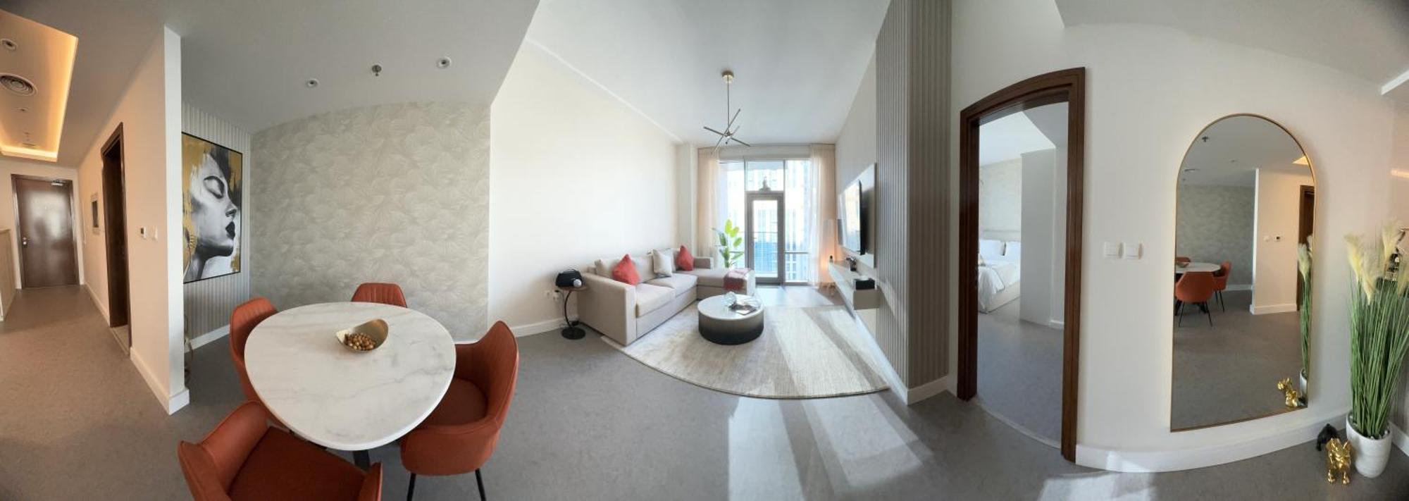 Daire Amazing 1 Bedroom - Downtown Dubai, Canal & Burj Views *