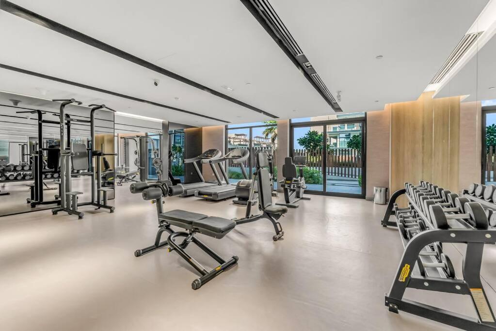 Apartment Waves - Spacious 1br With Balcony In Jvc