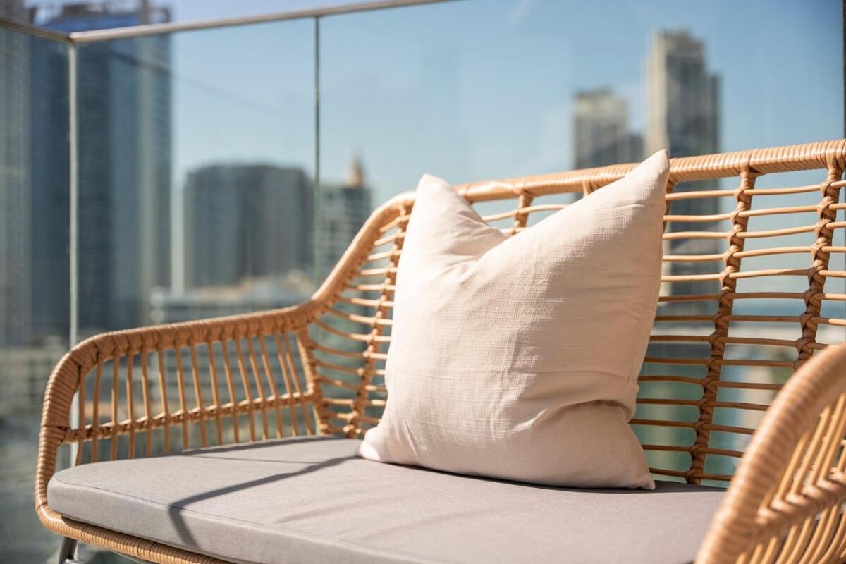 Stunning 1-bedroom With Sea View In Marina Daire