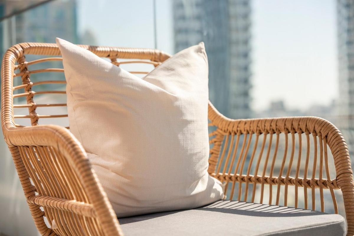 Stunning 1-bedroom With Sea View In Marina Daire Dubai