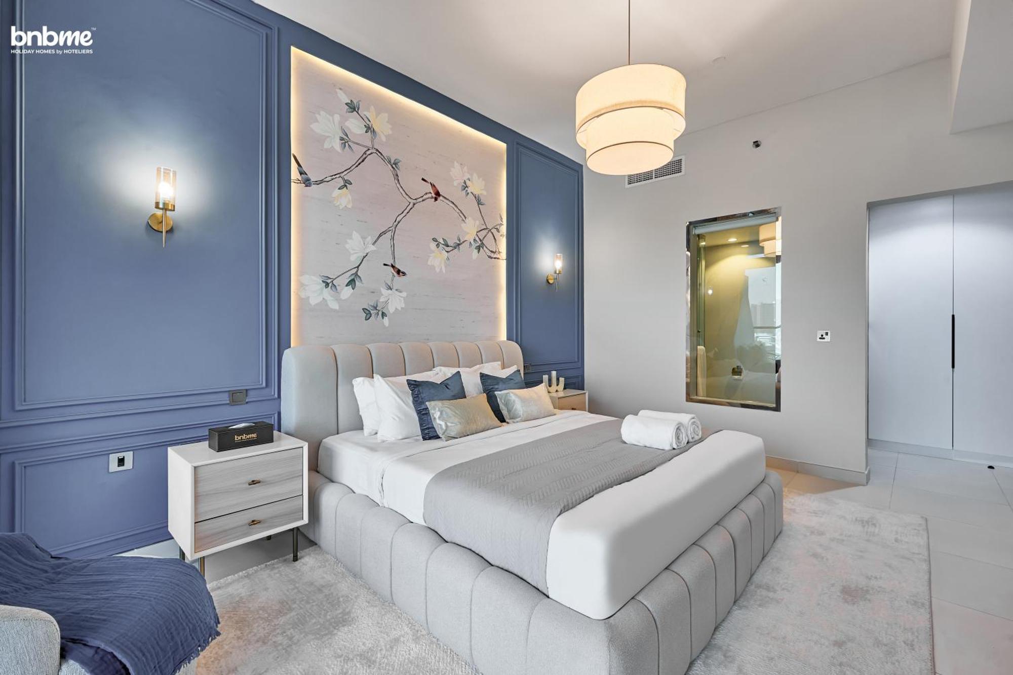 Bnbme - Azure Residences Dubai