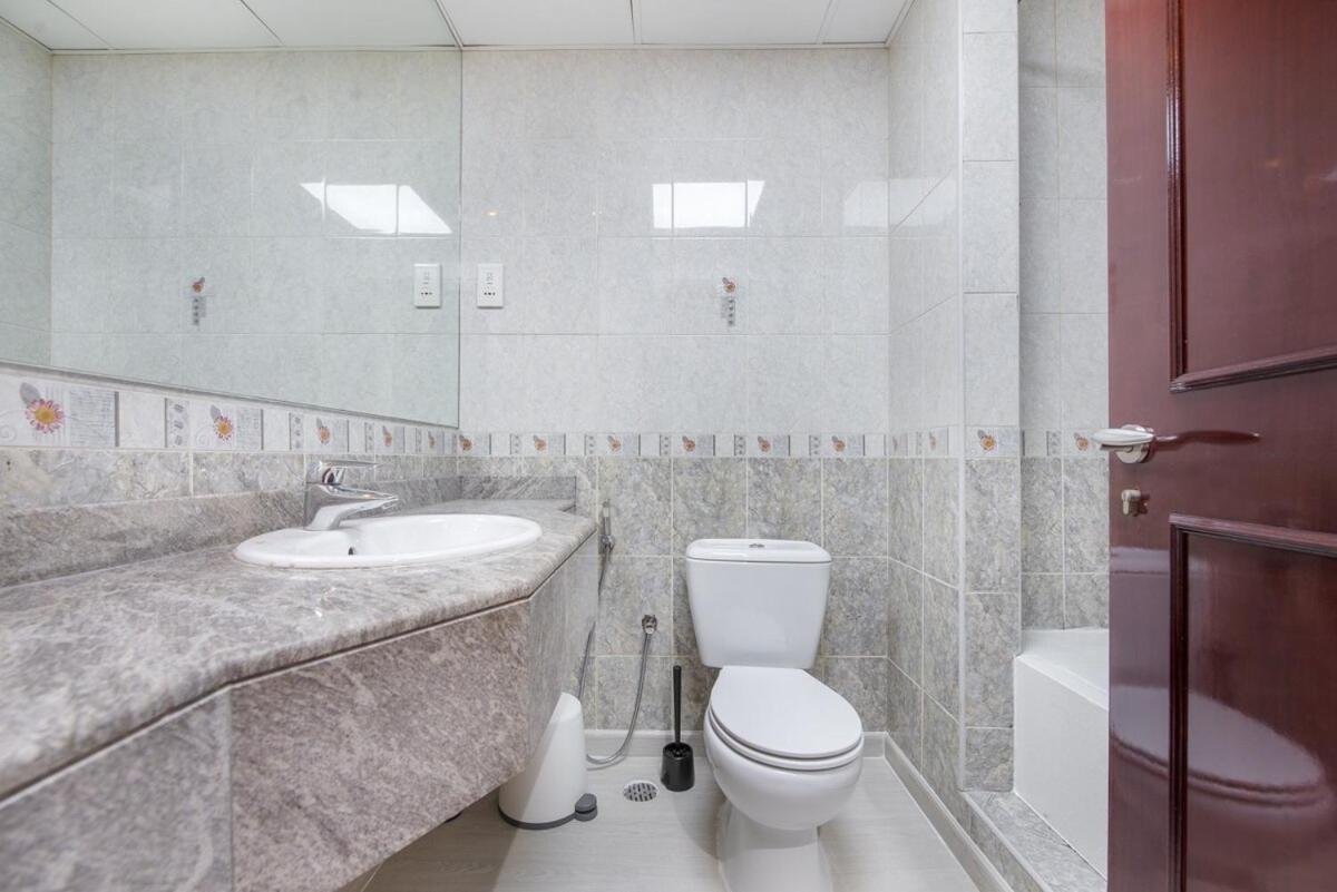 Delightful 2-bedroom At Belvedere Marina With Balcony Views Holiday home *