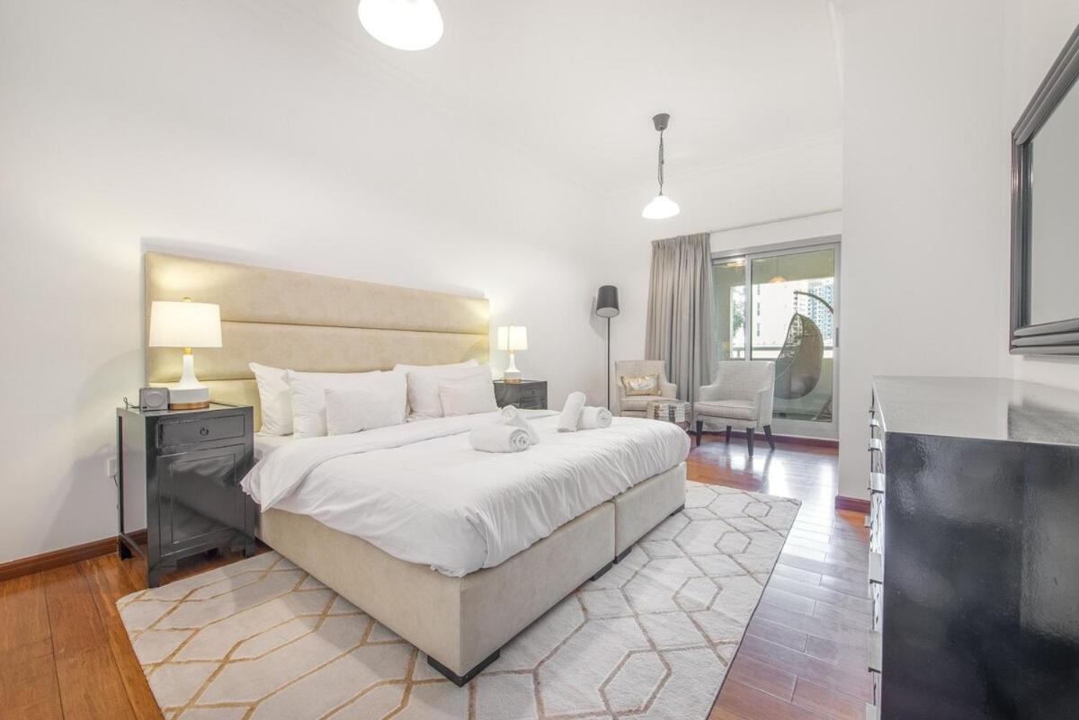 Holiday home Delightful 2-bedroom At Belvedere Marina With Balcony Views Dubai
