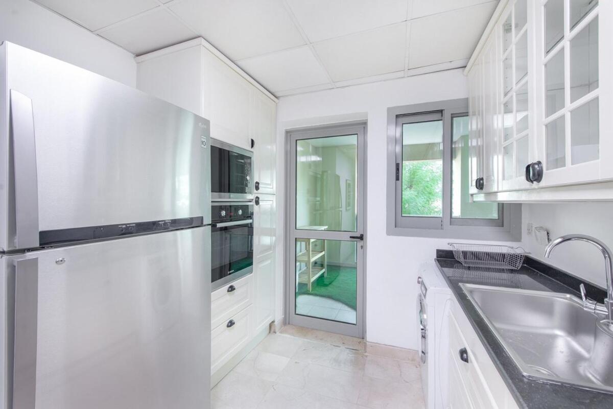 Delightful 2-bedroom At Belvedere Marina With Balcony Views Holiday home Dubai