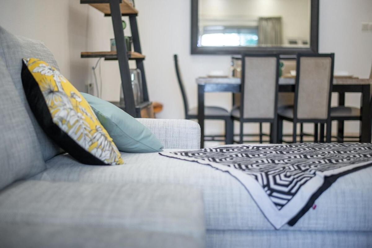 Delightful 2-bedroom At Belvedere Marina With Balcony Views * Dubai