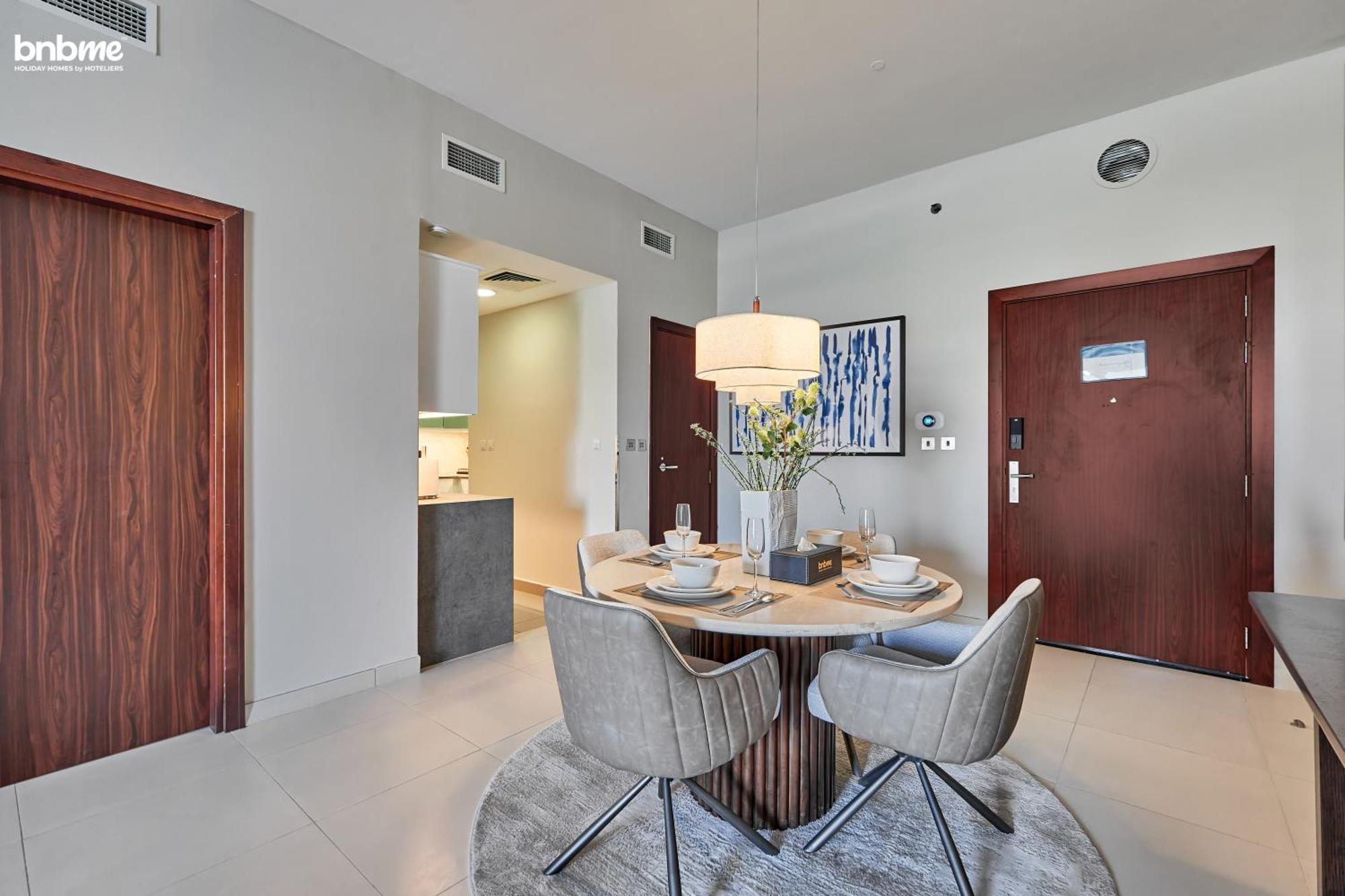 Bnbme - Azure Residences Apartment