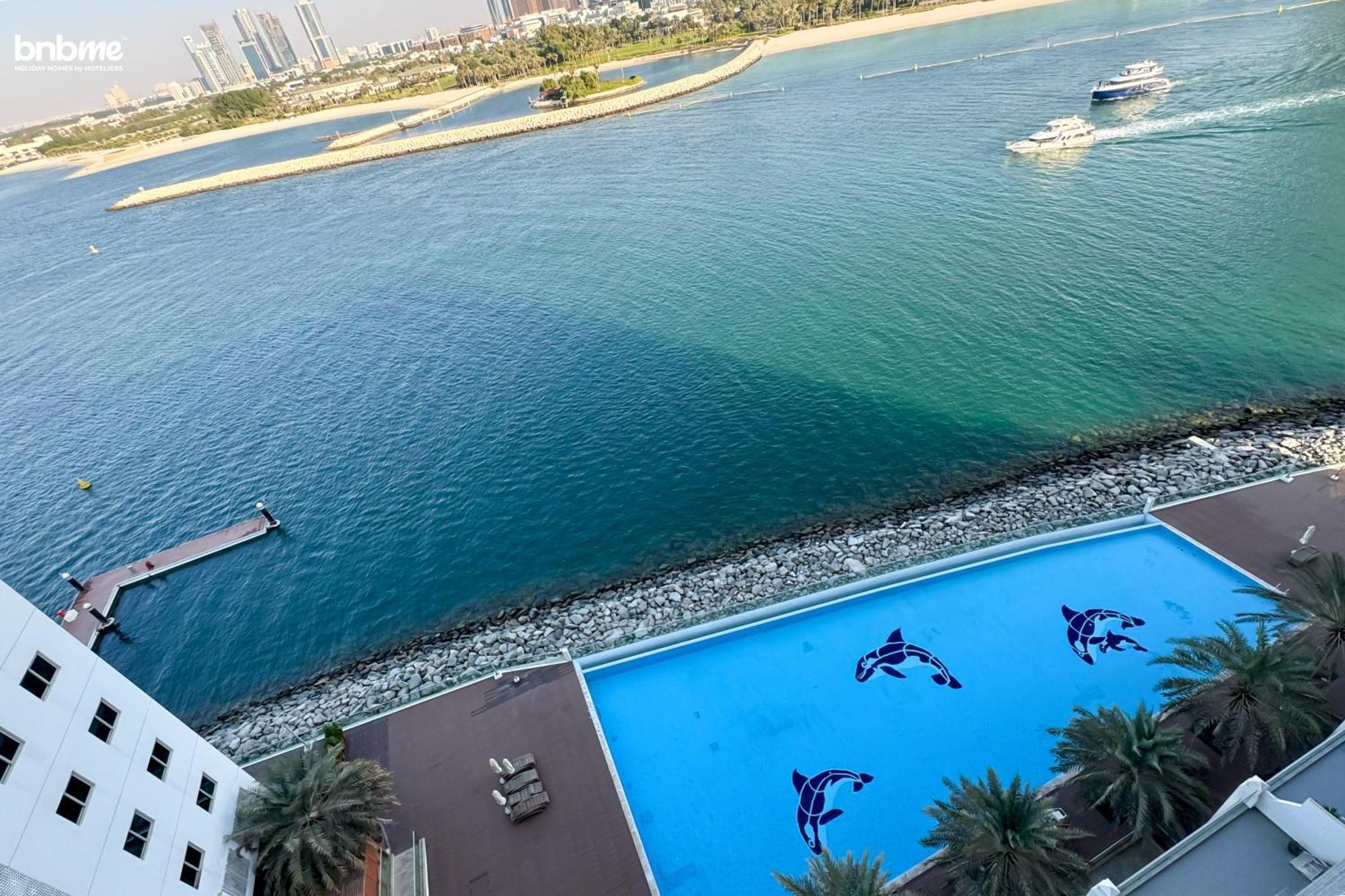 Bnbme - Azure Residences Apartment